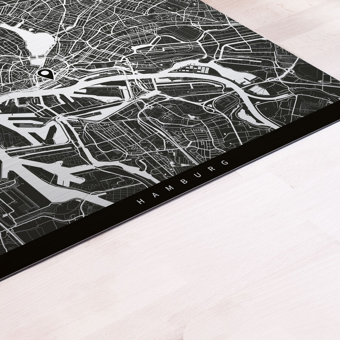 Metallposter mit Stadtkarte