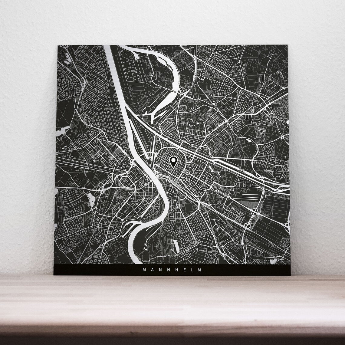 Metallposter mit Stadtkarte